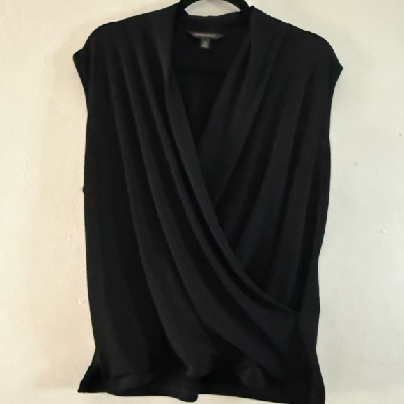 Banana Republic Black Draped Surplice Sleeveless Blouse - XL - Picture 2 of 7